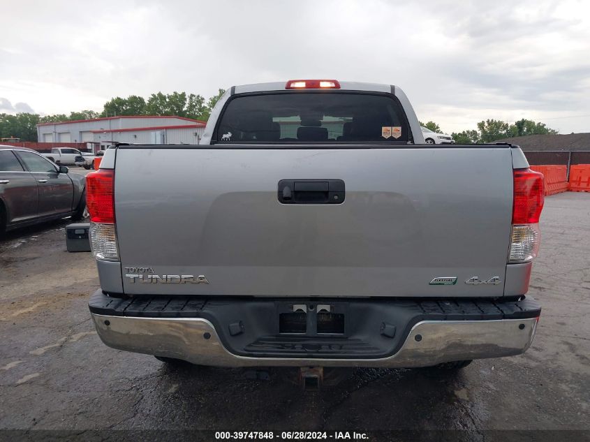 2010 Toyota Tundra Limited 5.7L V8 VIN: 5TFHW5F12AX136394 Lot: 39747848