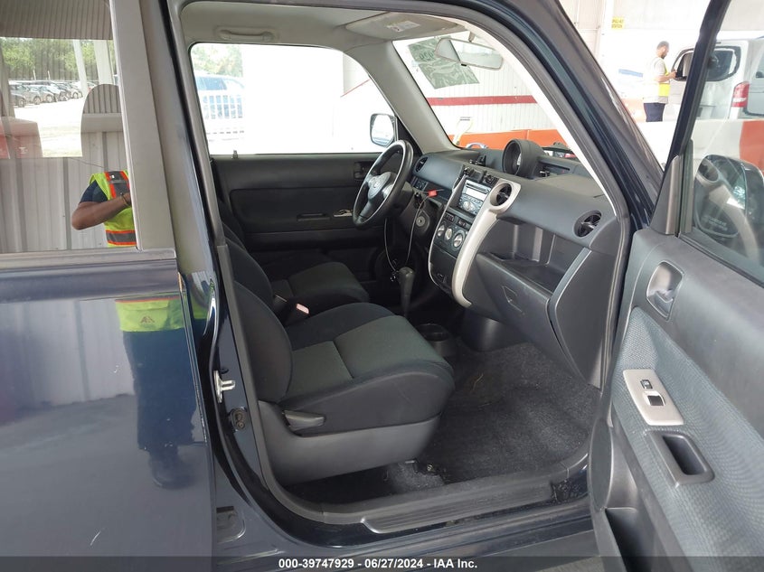 2006 Scion Xb Xb VIN: JTLKT324864077867 Lot: 39747929