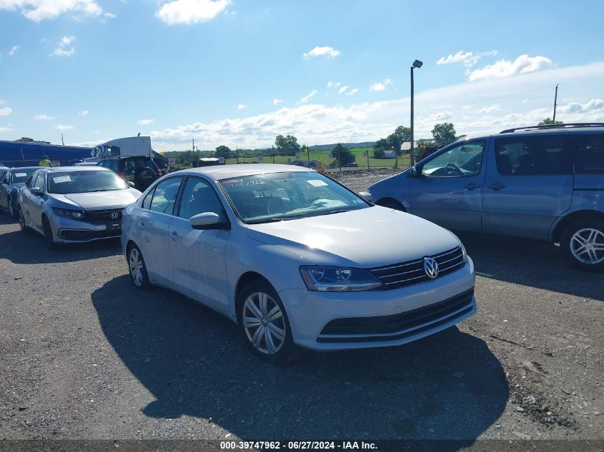 3VW2B7AJ9HM329238 2017 VOLKSWAGEN JETTA - Image 1