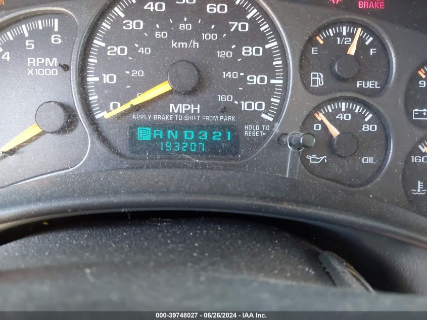 2001 Chevrolet Tahoe Lt VIN: 1GNEC13TX1R174767 Lot: 39748027