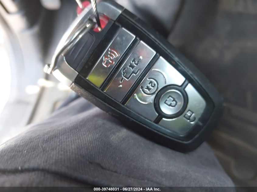 2019 Ford F-250 Lariat VIN: 1FT7W2BT5KED44784 Lot: 39748031