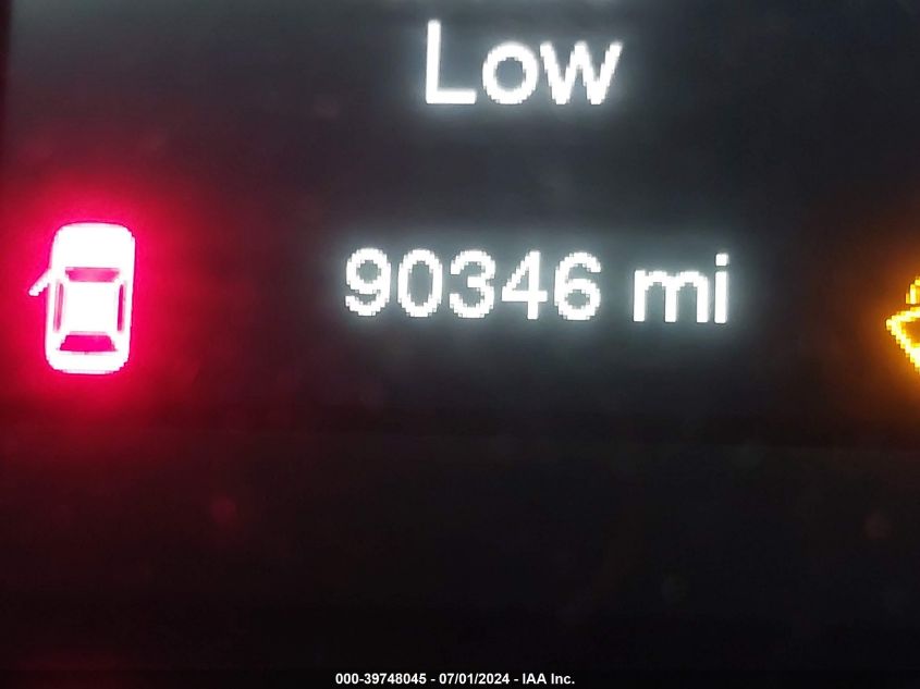 2016 Jeep Cherokee Latitude VIN: 1C4PJMCS5GW372277 Lot: 39748045