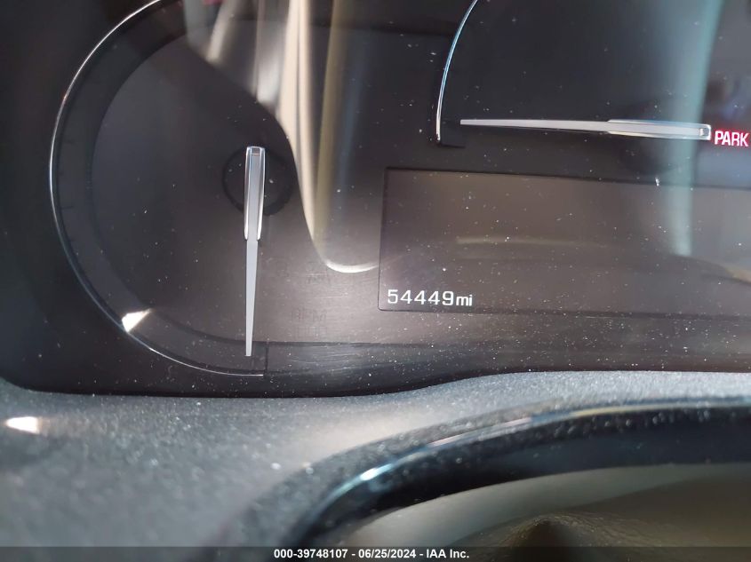 2017 Cadillac Xt5 Luxury VIN: 1GYKNBRS2HZ174325 Lot: 39748107