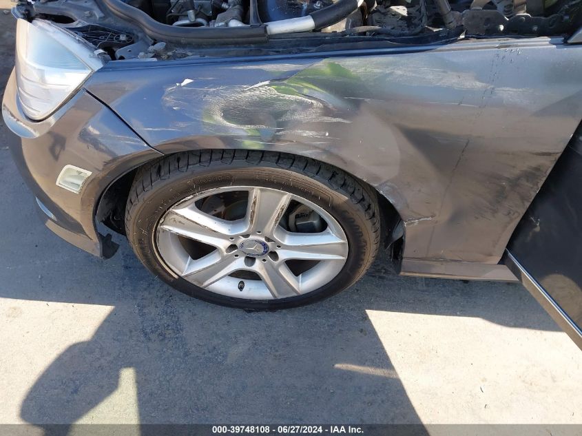 2011 Mercedes-Benz C 300 Luxury/Sport VIN: WDDGF5EB5BR141879 Lot: 39748108