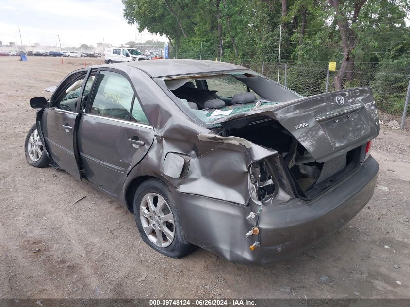 2005 Toyota Camry Le/Xle/Se VIN: 4T1BF30K85U590373 Lot: 39748124