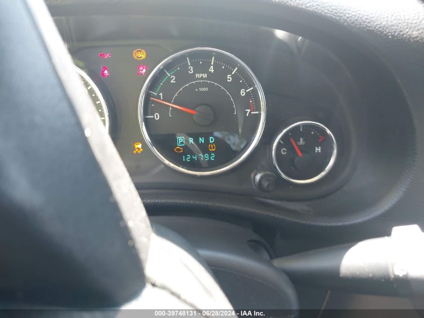 2014 Jeep Wrangler Unlimited Sahara VIN: 1C4BJWEG4EL212937 Lot: 39748131