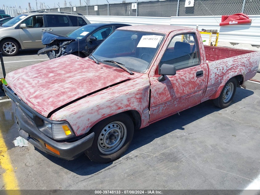 1992 Toyota Pickup 1/2 Ton Short Whlbase Stb VIN: 4TARN81A3NZ034382 Lot: 39748133