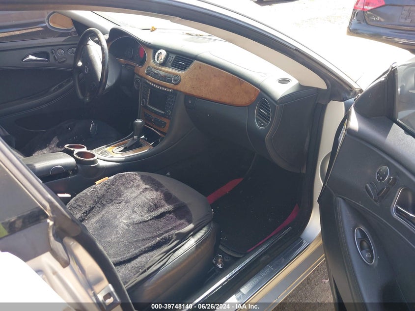 2006 Mercedes-Benz Cls 500 VIN: WDDDJ75X96A076113 Lot: 39748140