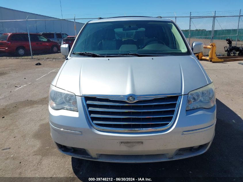 2010 Chrysler Town & Country Touring VIN: 2A4RR5DX9AR290337 Lot: 39748212