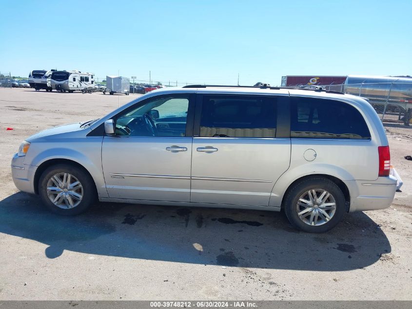 2010 Chrysler Town & Country Touring VIN: 2A4RR5DX9AR290337 Lot: 39748212