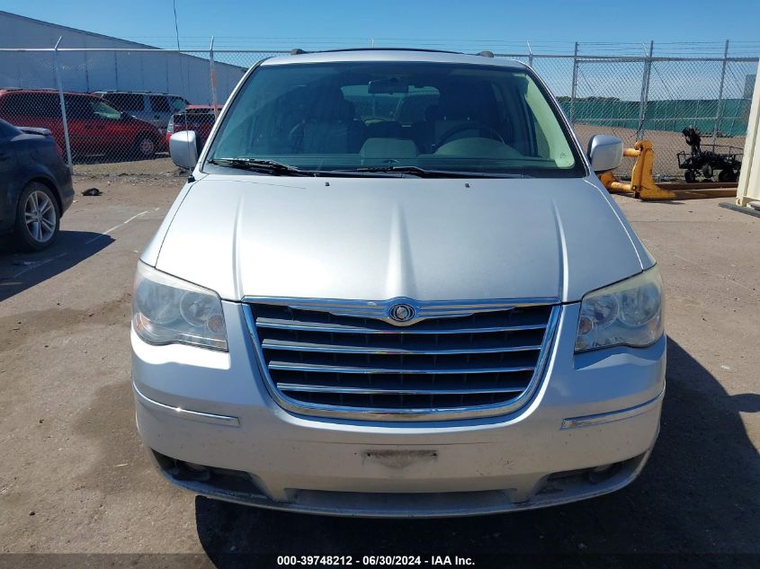 2010 Chrysler Town & Country Touring VIN: 2A4RR5DX9AR290337 Lot: 39748212