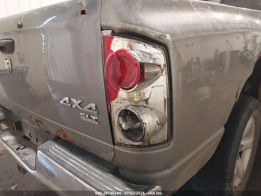 2007 Dodge Ram 1500 Slt/Trx4 Off Road/Sport VIN: 1D7HU18P17S115953 Lot: 39748244