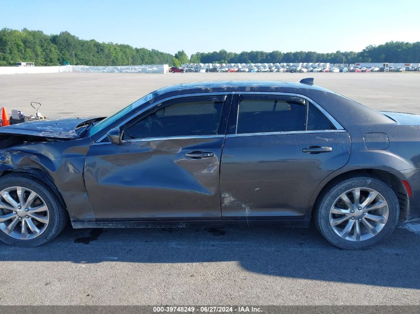 2017 Chrysler 300 Limited Awd VIN: 2C3CCARG3HH540450 Lot: 39748249