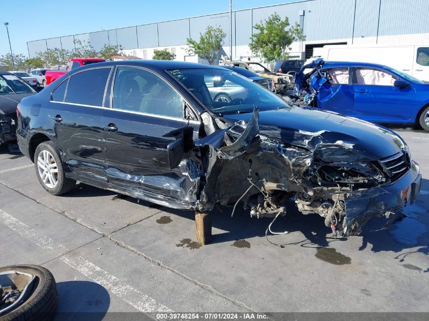 3VW2B7AJ2HM254110 2017 VOLKSWAGEN JETTA - Image 1