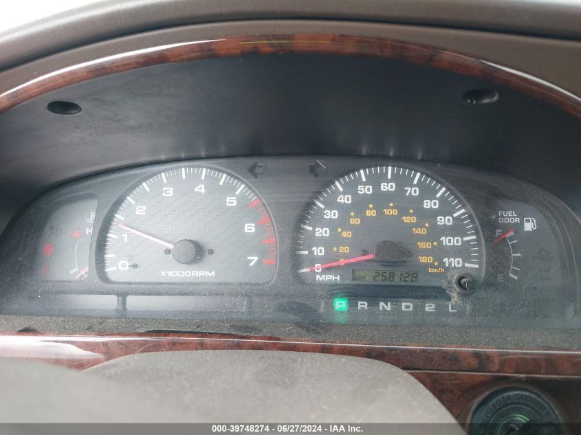 1999 Toyota 4Runner Limited VIN: JT3GN87R3X0108775 Lot: 39748274