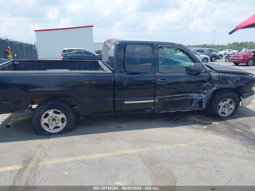 2003 Chevrolet Silverado C1500 VIN: 2GCEC19T131109690 Lot: 39748284