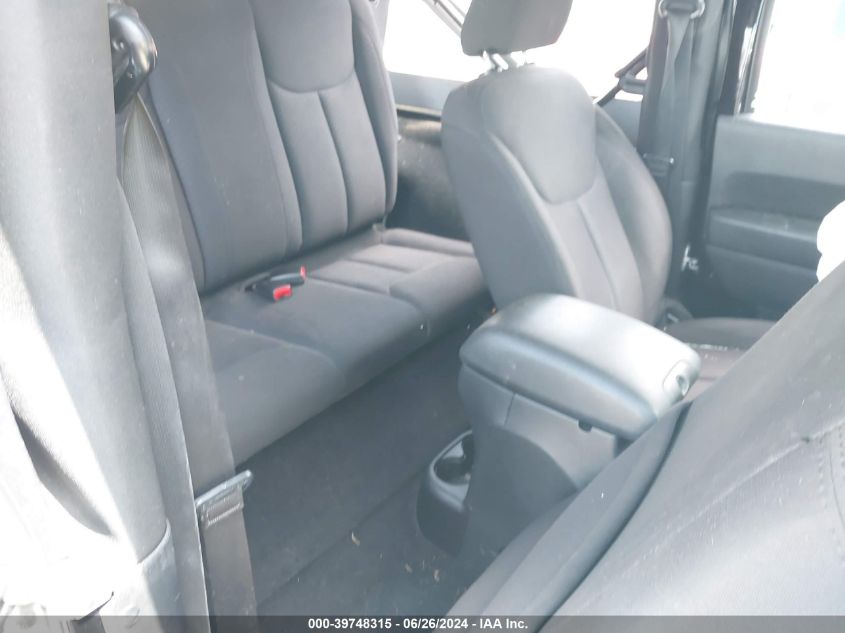 2014 Jeep Wrangler Sport VIN: 1C4GJWAG3EL235587 Lot: 39748315