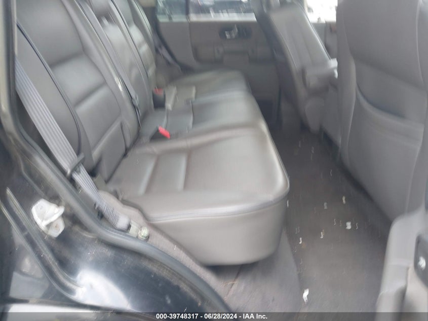 2000 Land Rover Discovery Ii VIN: SALTY1248YA233781 Lot: 39748317