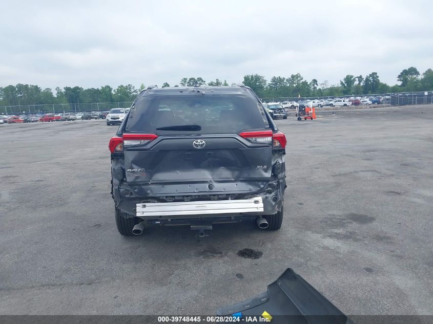 2020 Toyota Rav4 Xle VIN: 2T3W1RFV4LW065156 Lot: 39748445