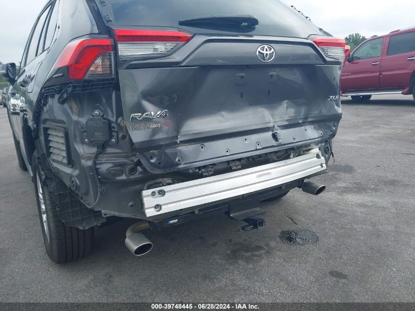 2020 Toyota Rav4 Xle VIN: 2T3W1RFV4LW065156 Lot: 39748445