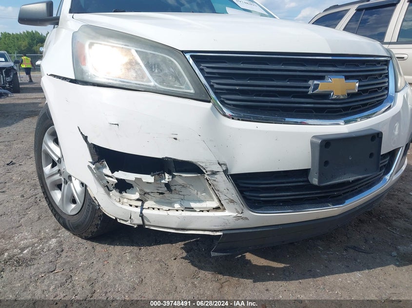 2015 Chevrolet Traverse Ls VIN: 1GNKVFEDXFJ294431 Lot: 39748491