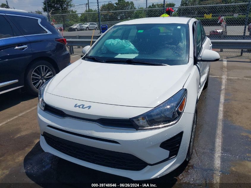 2022 Kia Rio 5-Door S VIN: 3KPA25AD8NE458090 Lot: 39748546