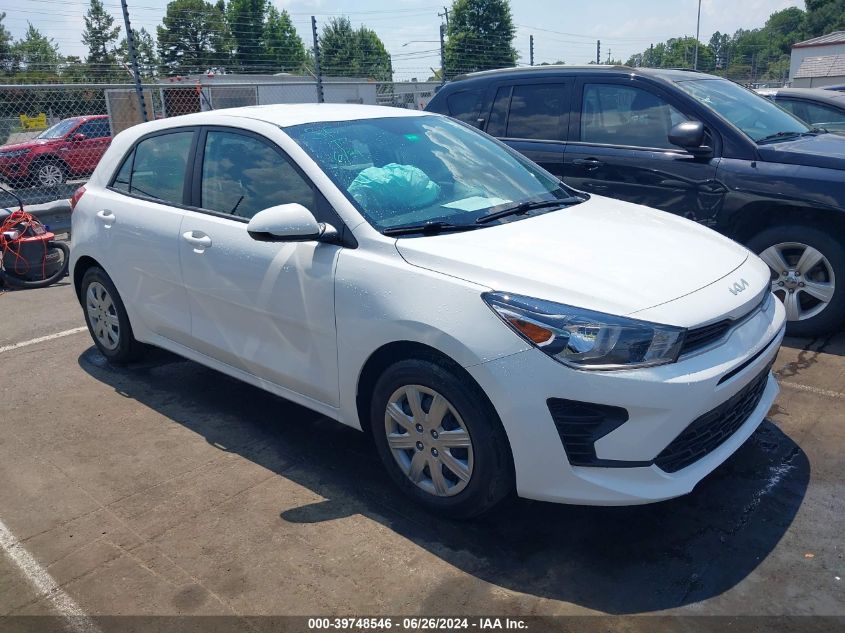 2022 Kia Rio 5-Door S VIN: 3KPA25AD8NE458090 Lot: 39748546