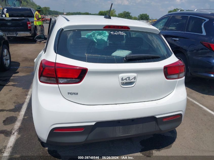 2022 Kia Rio 5-Door S VIN: 3KPA25AD8NE458090 Lot: 39748546