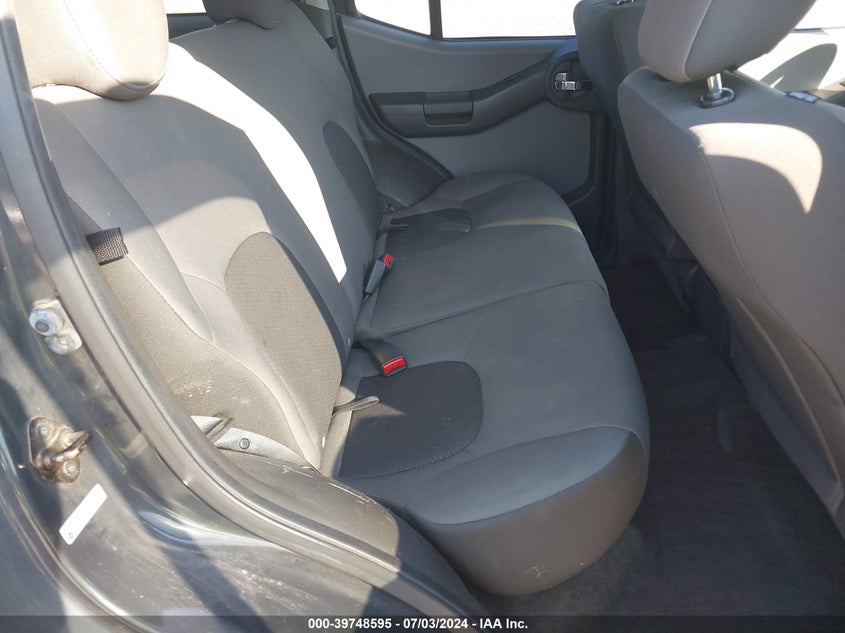 2013 NISSAN XTERRA S - 5N1AN0NW1DN821194