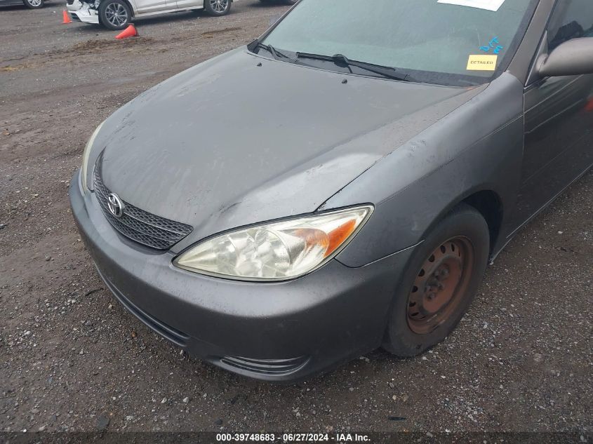 2004 Toyota Camry Le VIN: 4T1BE32K74U926206 Lot: 39748683