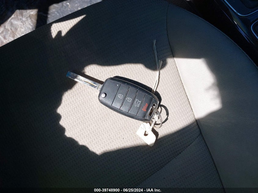 2015 Kia Sorento Lx VIN: 5XYKT4A68FG602920 Lot: 39748900