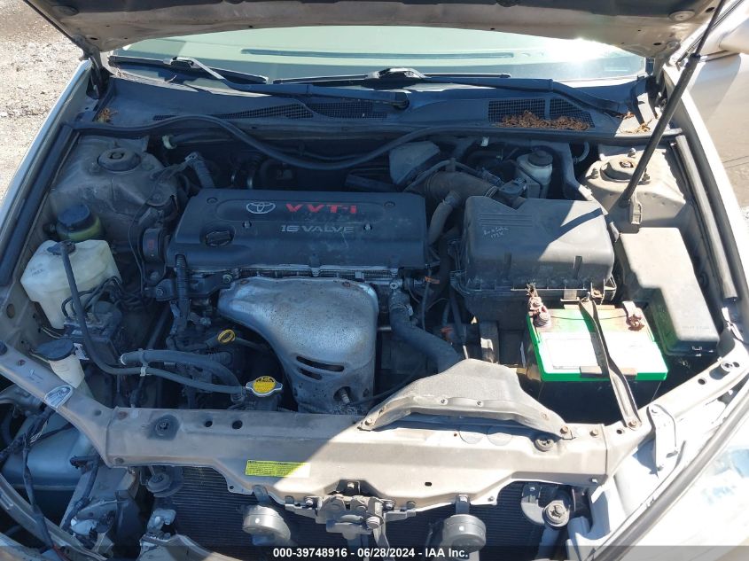 2004 Toyota Camry Le/Xle/Se VIN: 4T1BE30K44U266483 Lot: 39748916