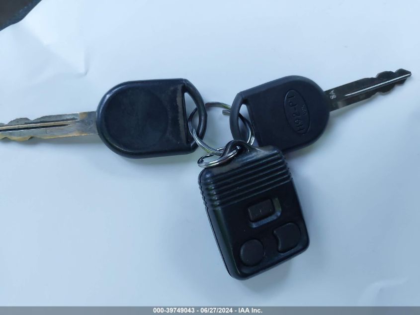 2009 Ford Ranger Super Cab VIN: 1FTZR45E79PA07556 Lot: 39749043