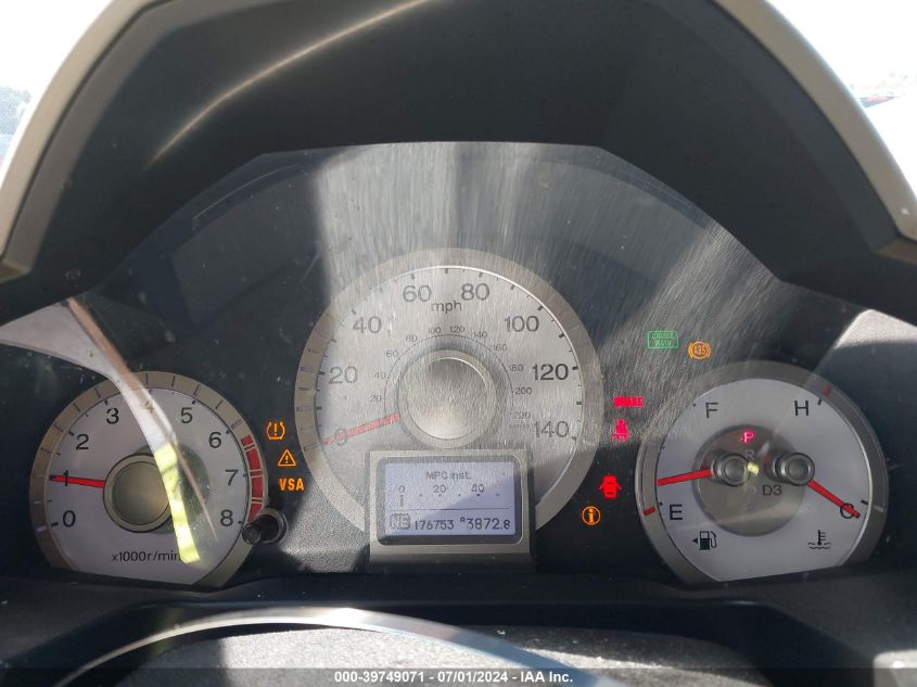 2011 Honda Pilot Touring VIN: 5FNYF4H9XBB086286 Lot: 39749071