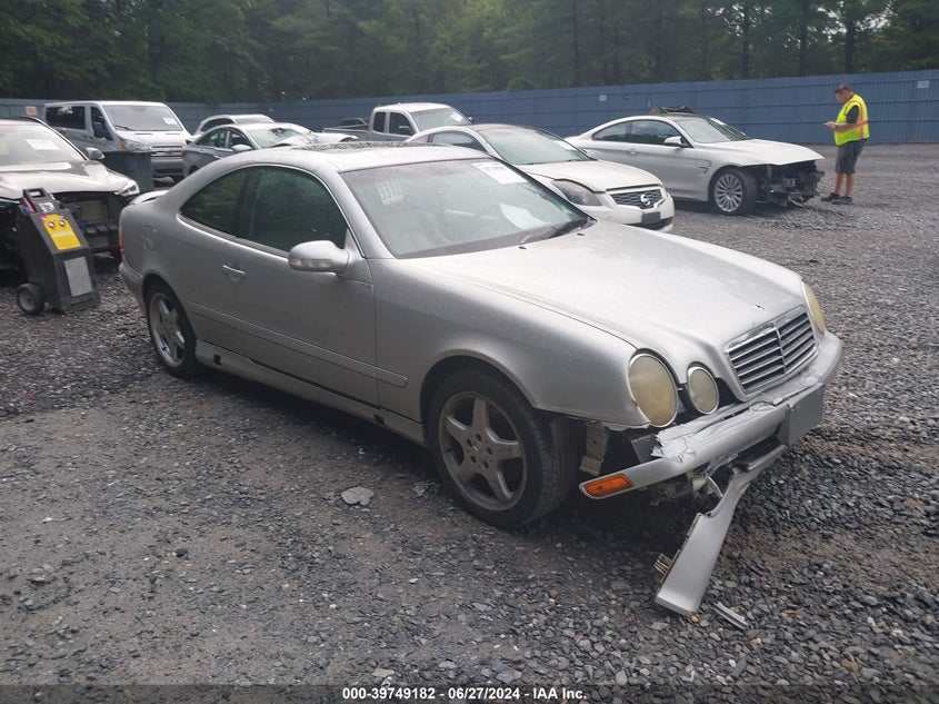 2000 Mercedes-Benz Clk 320 320 VIN: WDBLJ65G5YF157582 Lot: 39749182