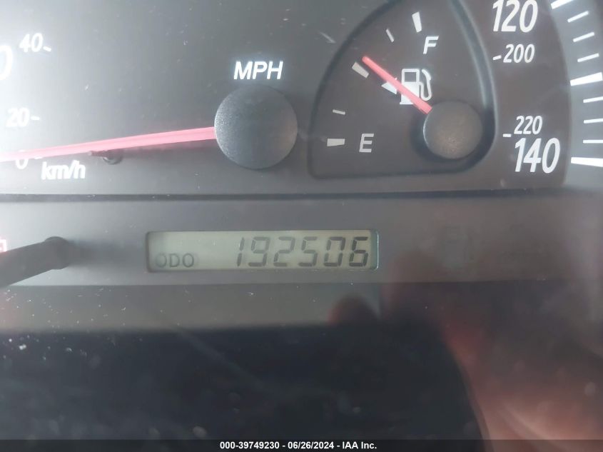 2004 Toyota Camry Le VIN: 4T1BE32K24U896208 Lot: 39749230