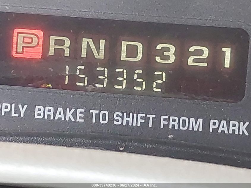 1998 Chevrolet Astro VIN: 1GNEL19W6WB163377 Lot: 39749236