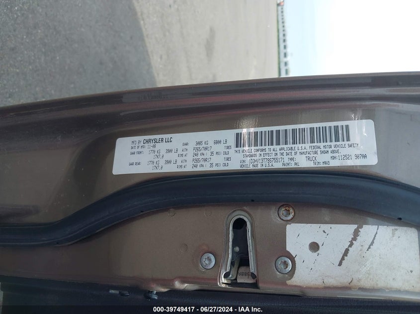 2009 Dodge Ram 1500 VIN: 1D3HV13T79S755171 Lot: 39749417