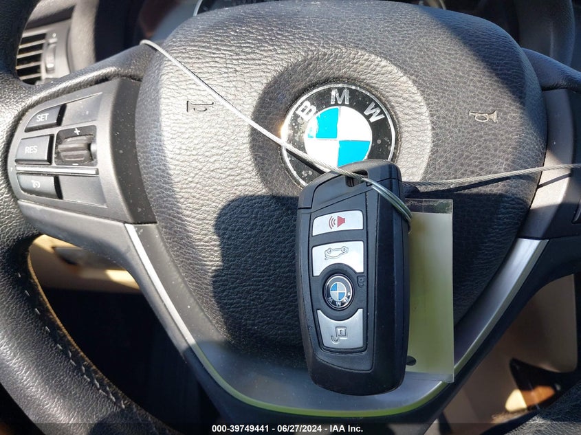 2017 BMW X3 Sdrive28I VIN: 5UXWZ7C30H0V89513 Lot: 39749441