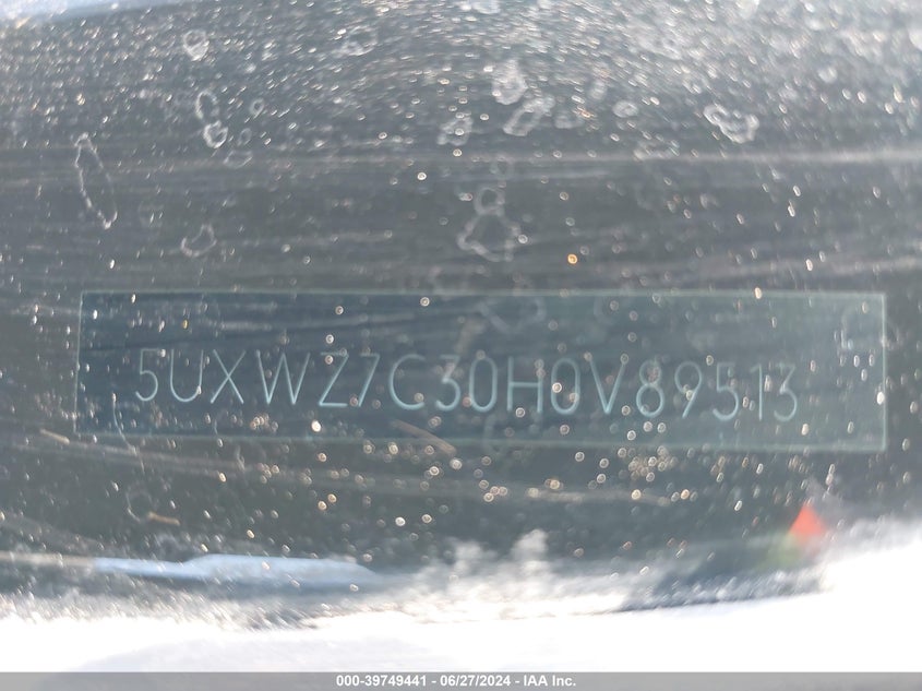 2017 BMW X3 Sdrive28I VIN: 5UXWZ7C30H0V89513 Lot: 39749441