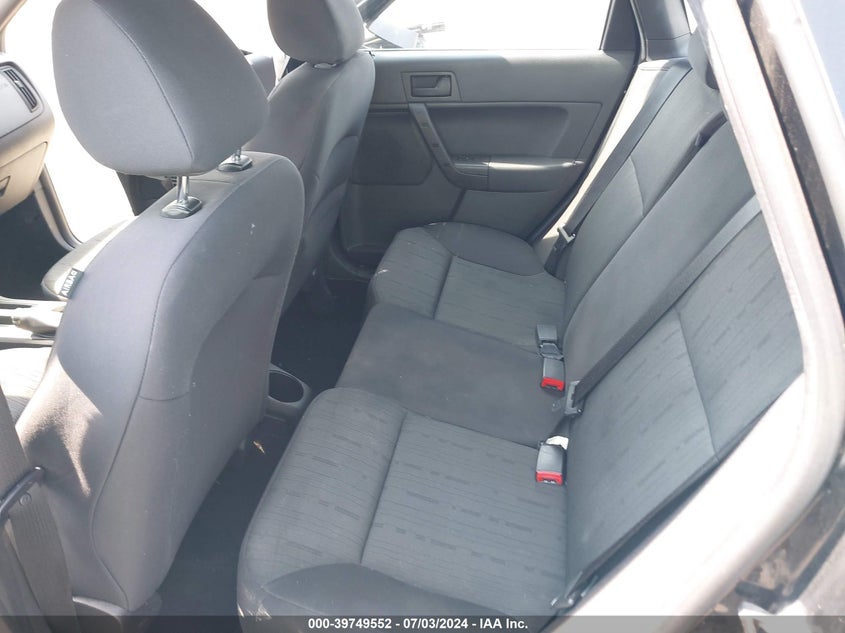 2011 Ford Focus Se VIN: 1FAHP3FN3BW186948 Lot: 39749552