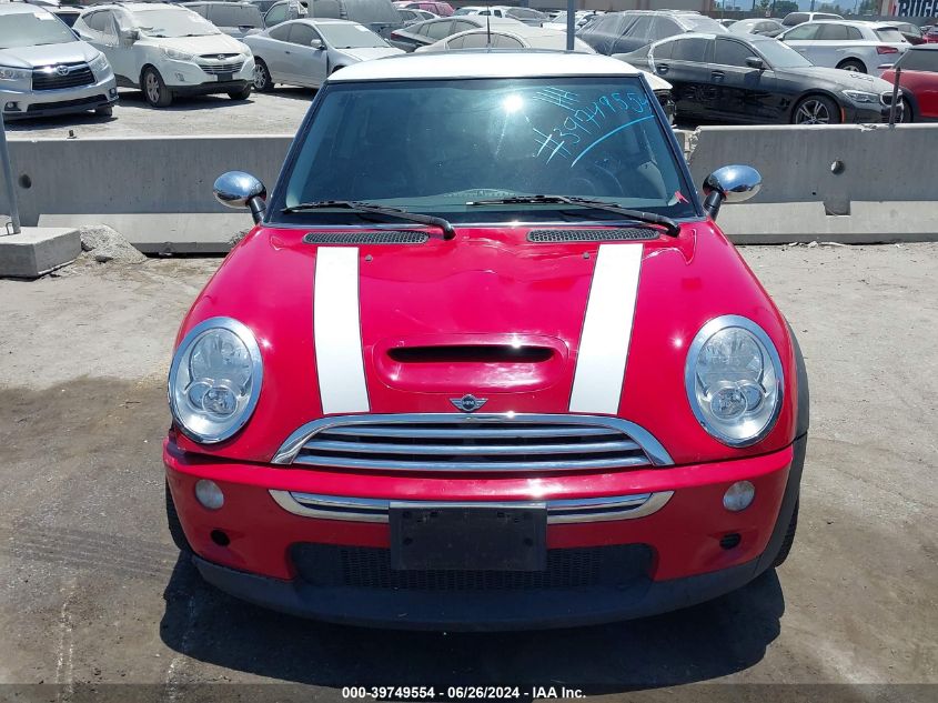 2006 Mini Cooper S VIN: WMWRE33556TJ33780 Lot: 39749554