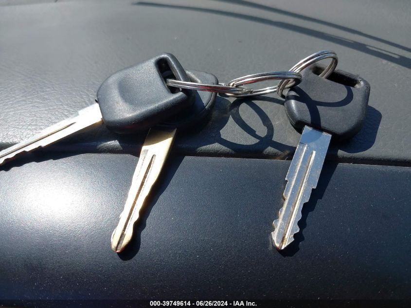 2001 Honda Passport Ex/Lx VIN: 4S6DM58W314411689 Lot: 39749614