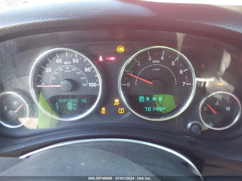 2014 Jeep Wrangler Sport VIN: 1C4AJWAG3EL319799 Lot: 39749696