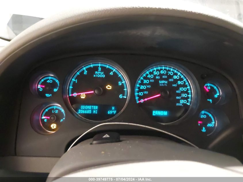 2010 Chevrolet Tahoe Lt VIN: 1GNUKBE09AR145509 Lot: 39749775