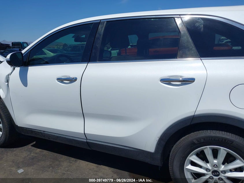 2019 Kia Sorento 2.4L Lx VIN: 5XYPG4A32KG534799 Lot: 39749779