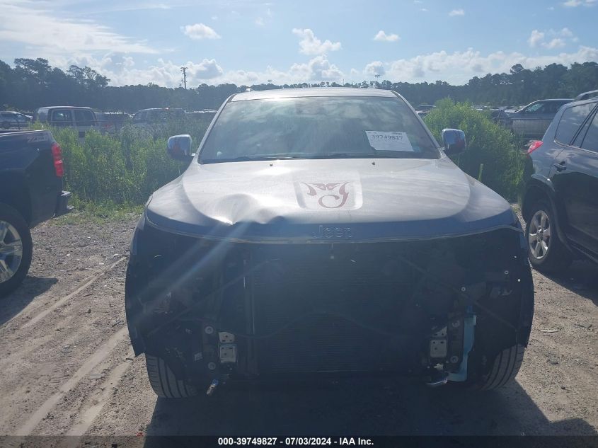 2017 Jeep Grand Cherokee Overland 4X4 VIN: 1C4RJFCG1HC684812 Lot: 39749827