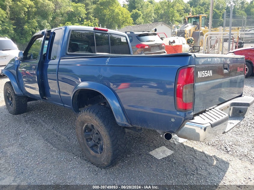 2000 Nissan Frontier King Cab Xe/King Cab Se VIN: 1N6ED26Y7YC370355 Lot: 39749893