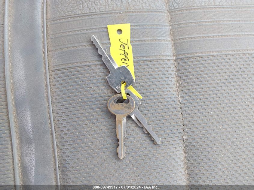 1988 Ford F150 VIN: 1FTEF15Y5JNB11902 Lot: 39749917