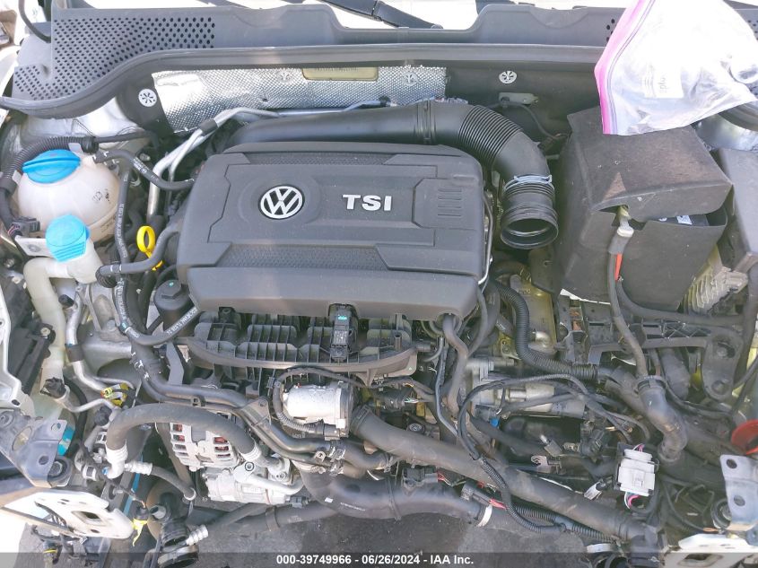 2013 Volkswagen Beetle 2.0T VIN: 3VW7T7AT1DM833166 Lot: 39749966